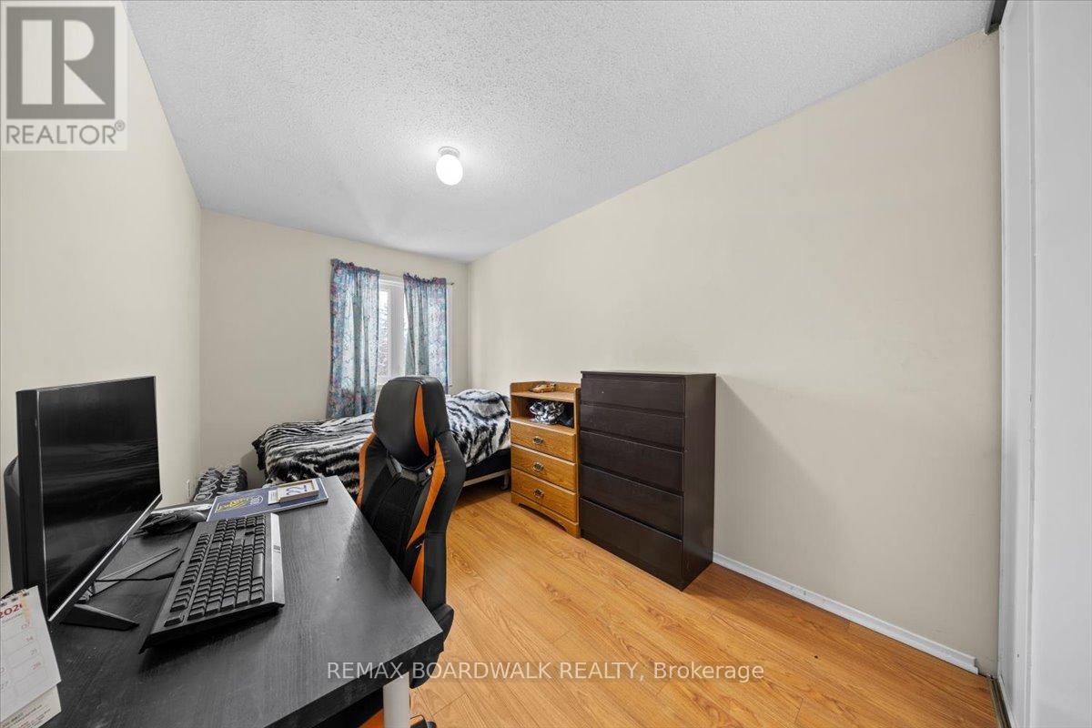 1516 BRIARFIELD CRESCENT - 13