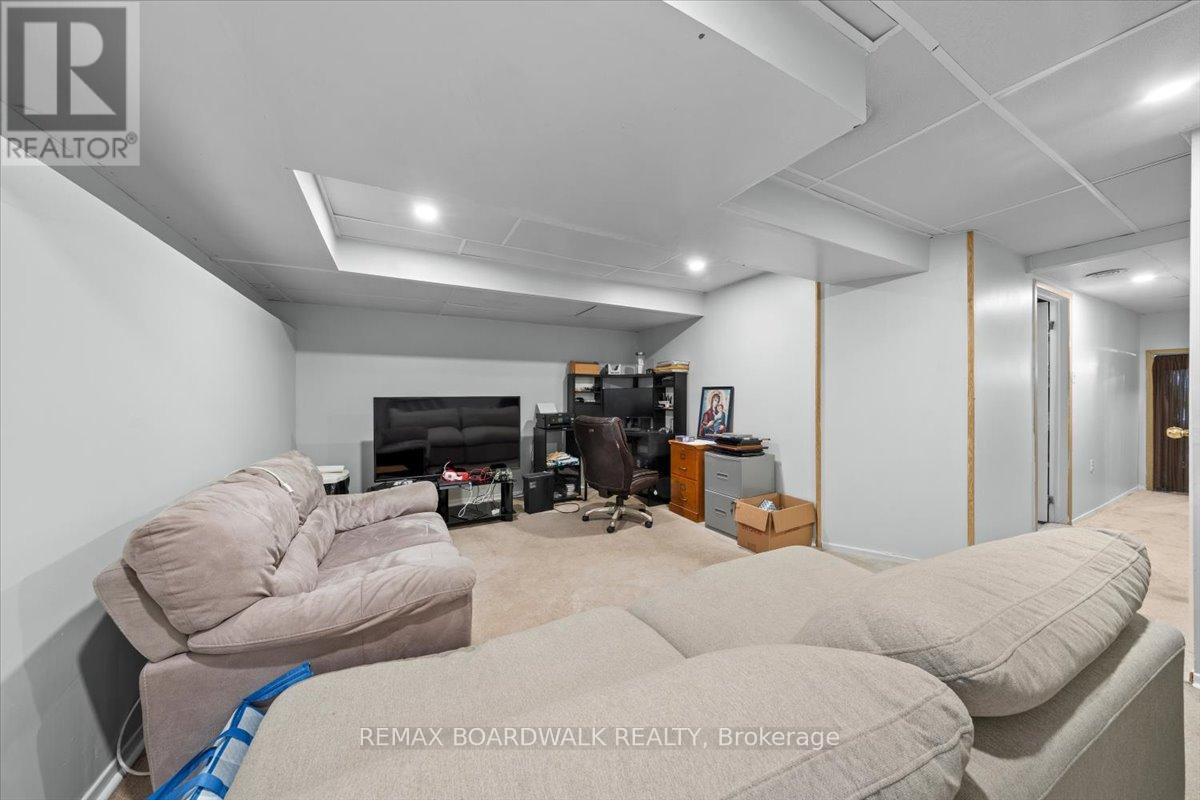 1516 BRIARFIELD CRESCENT - 21