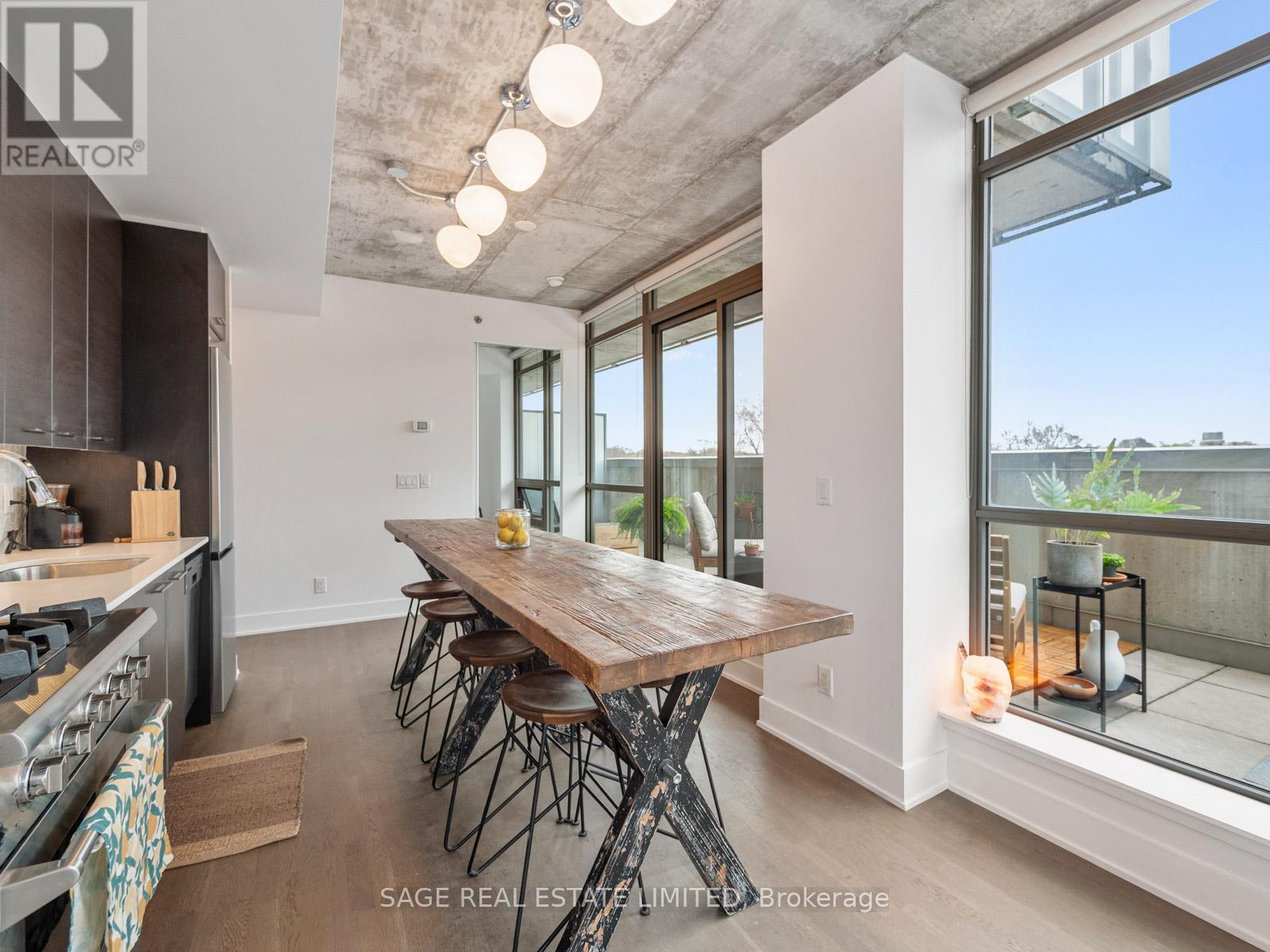 #411 630 QUEEN EAST STREET - 11