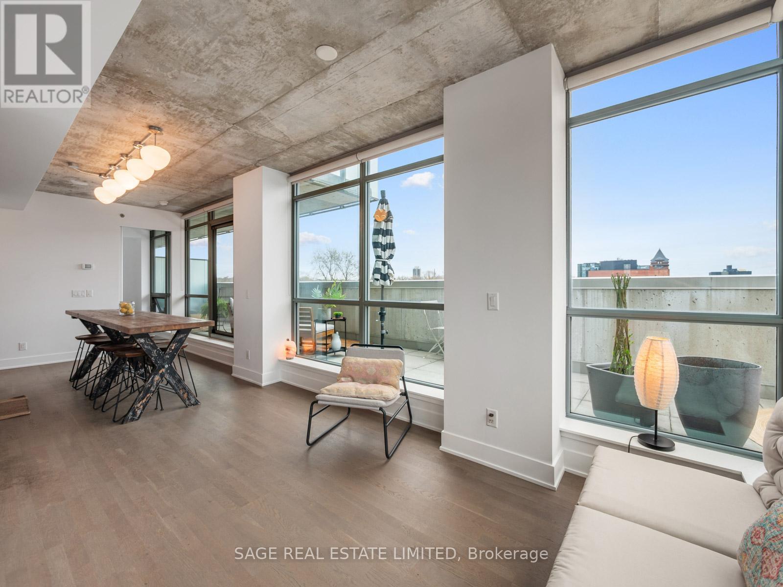 #411 630 QUEEN EAST STREET - 17