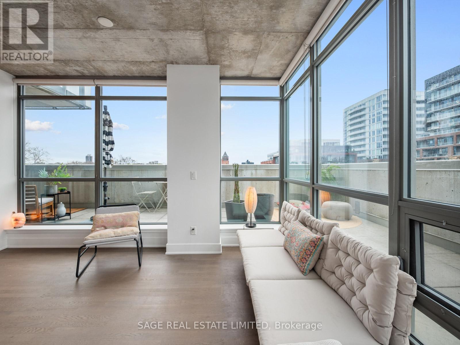 #411 630 QUEEN EAST STREET - 18