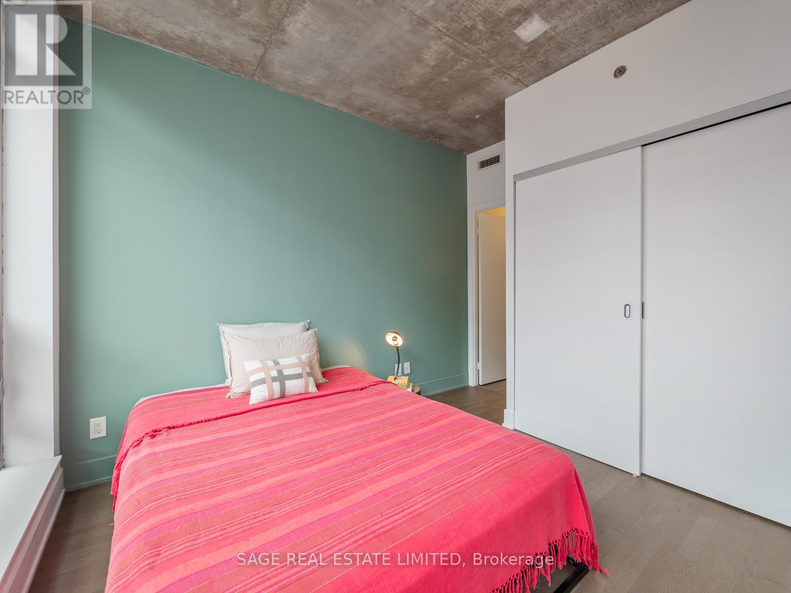 #411 630 QUEEN EAST STREET - 20