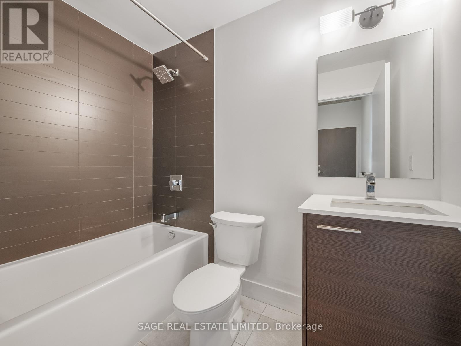 #411 630 QUEEN EAST STREET - 33