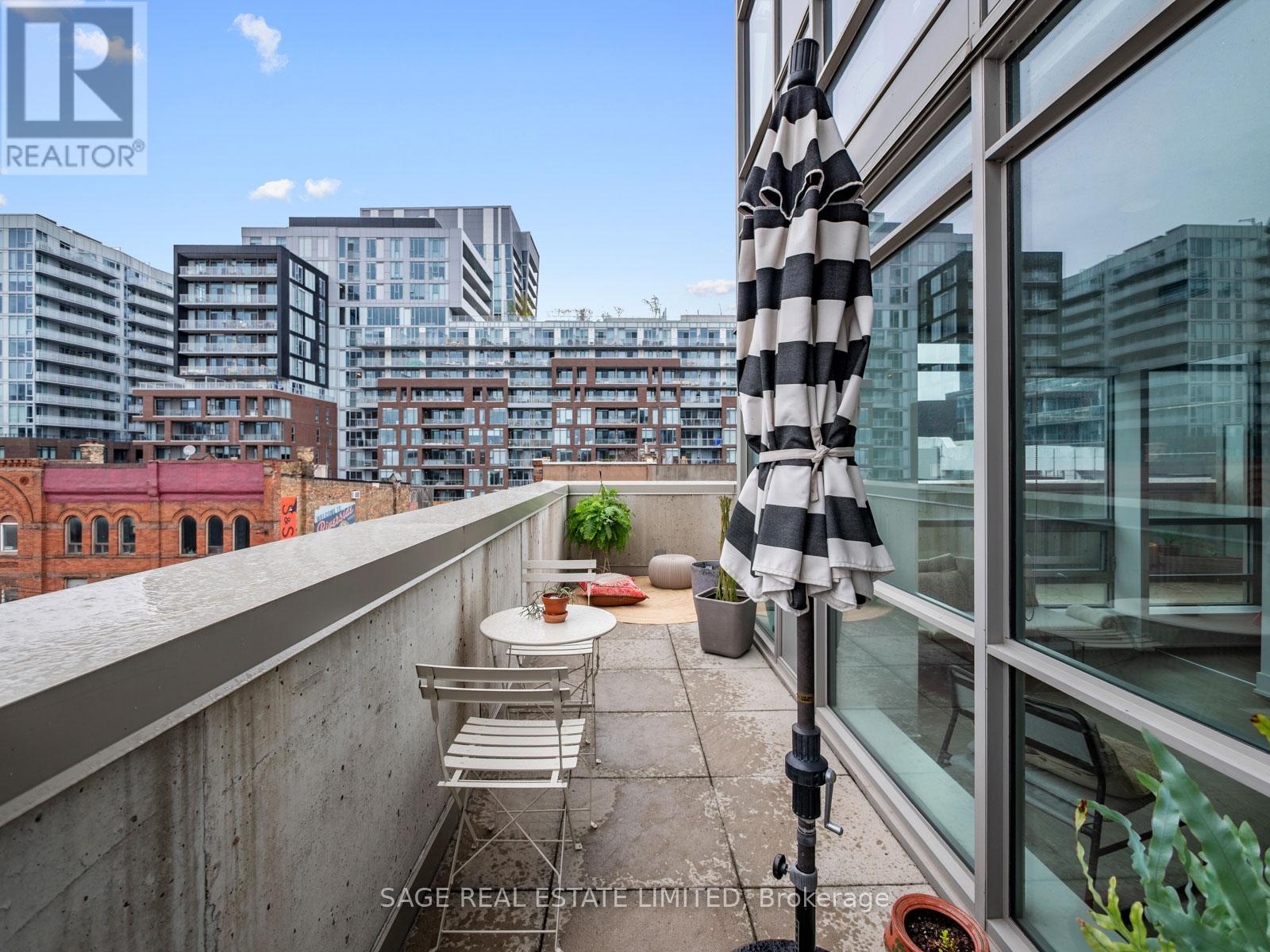 #411 630 QUEEN EAST STREET - 37