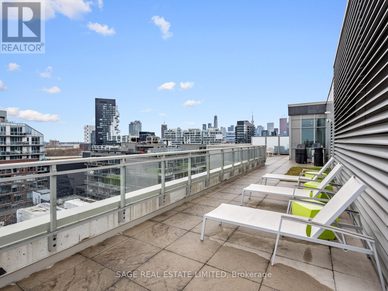 #411 630 QUEEN EAST STREET - 47