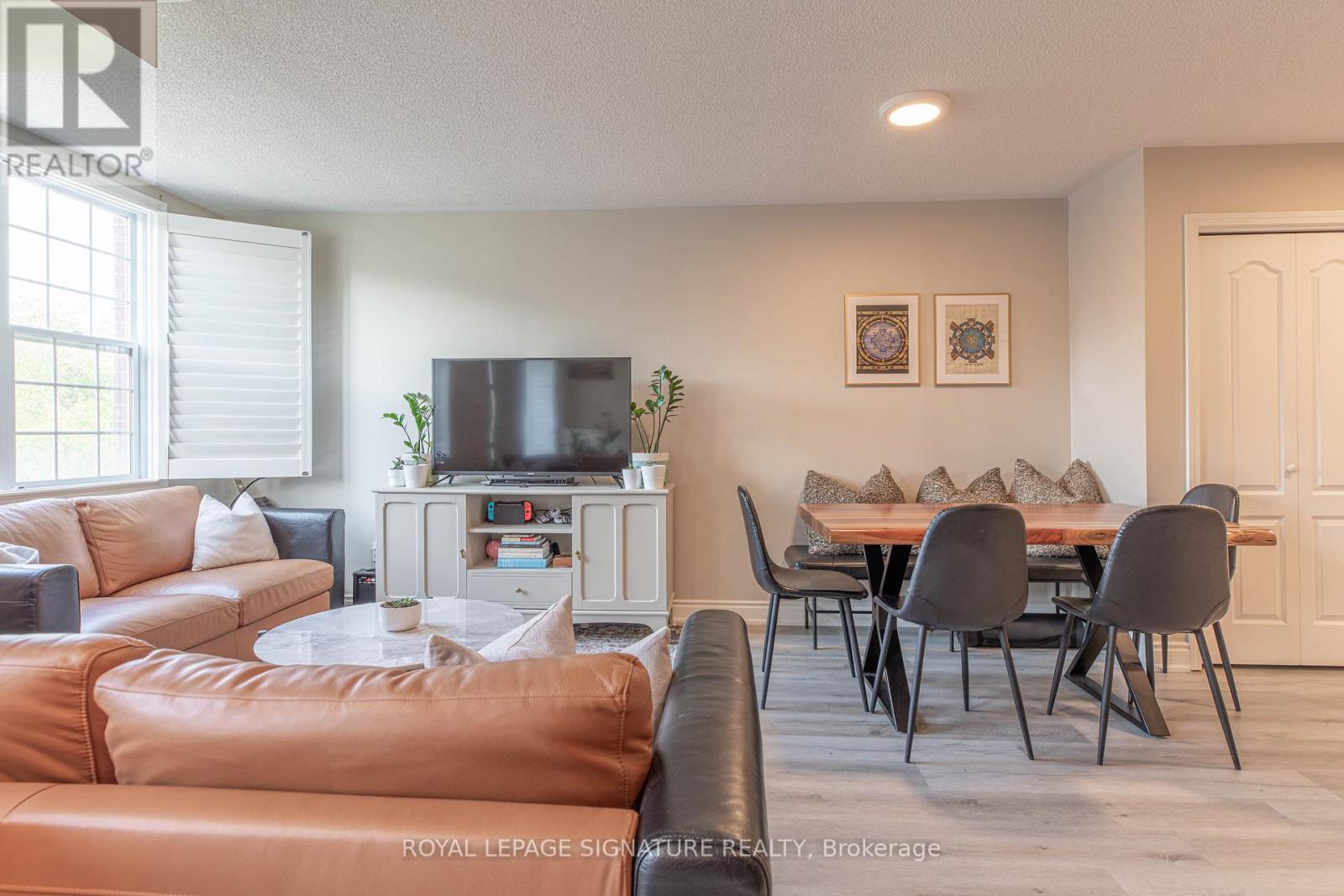 #309 45 STRANGFORD LANE - 6
