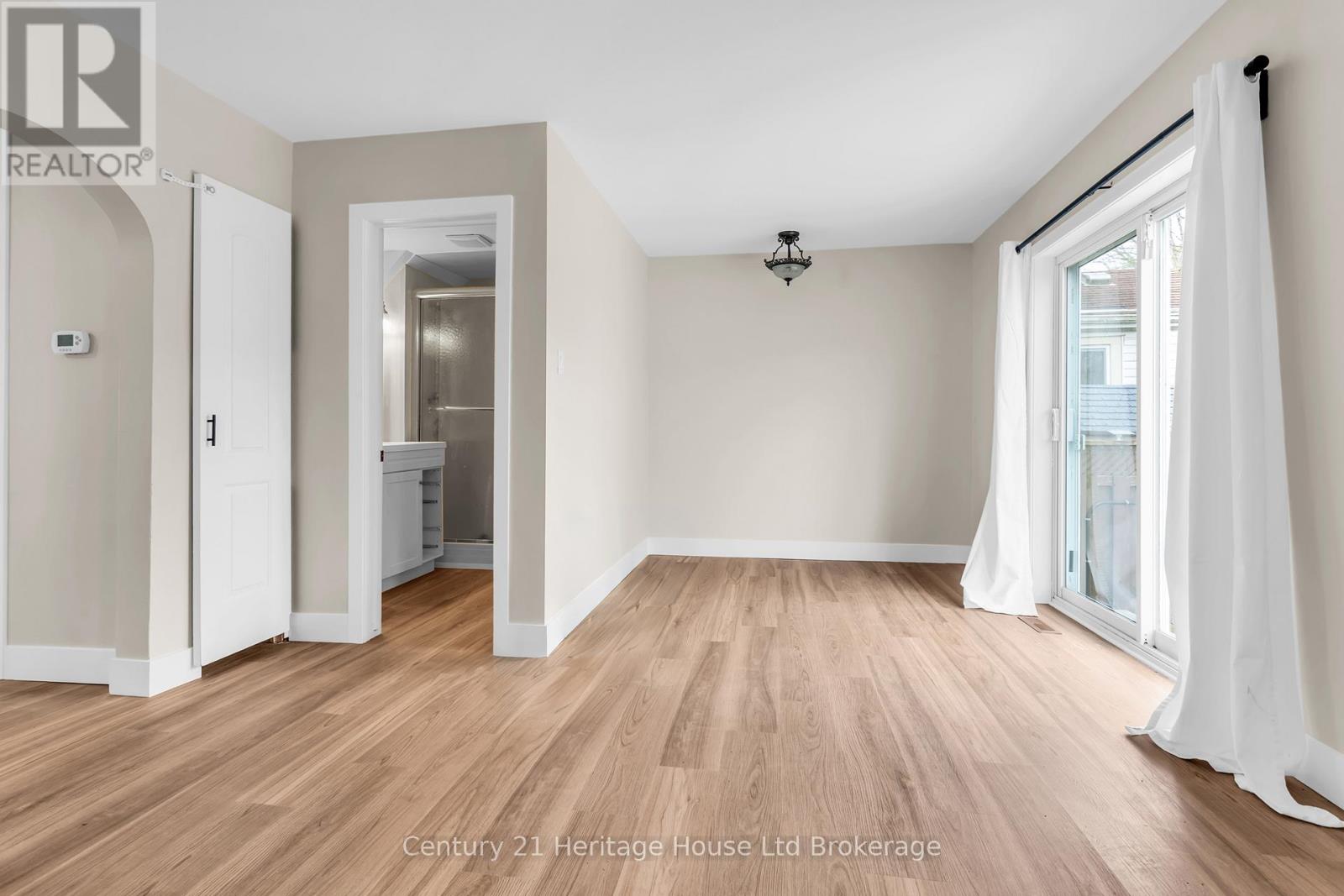 1098 FRANCES STREET - Image 8