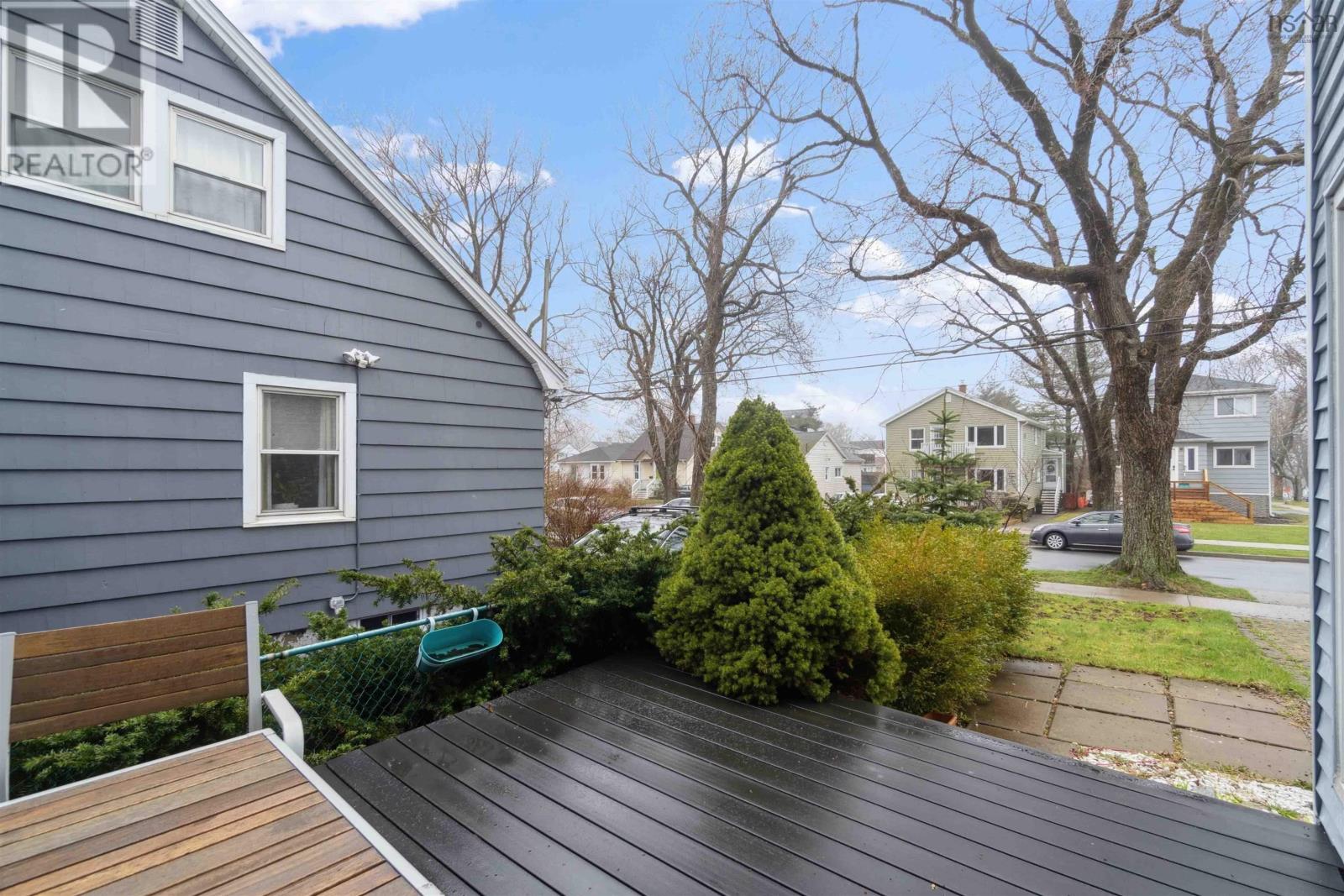 Property 34 of 34 of 2793 Connolly Street