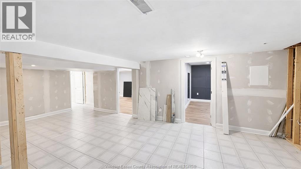 4585 HOWARD AVENUE, Windsor, Ontario, N9G1P6 — Photo 28