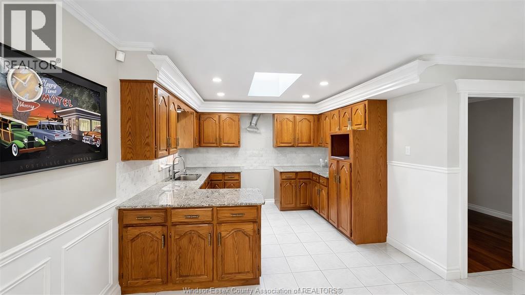 4585 HOWARD AVENUE, Windsor, Ontario, N9G1P6 — Photo 7