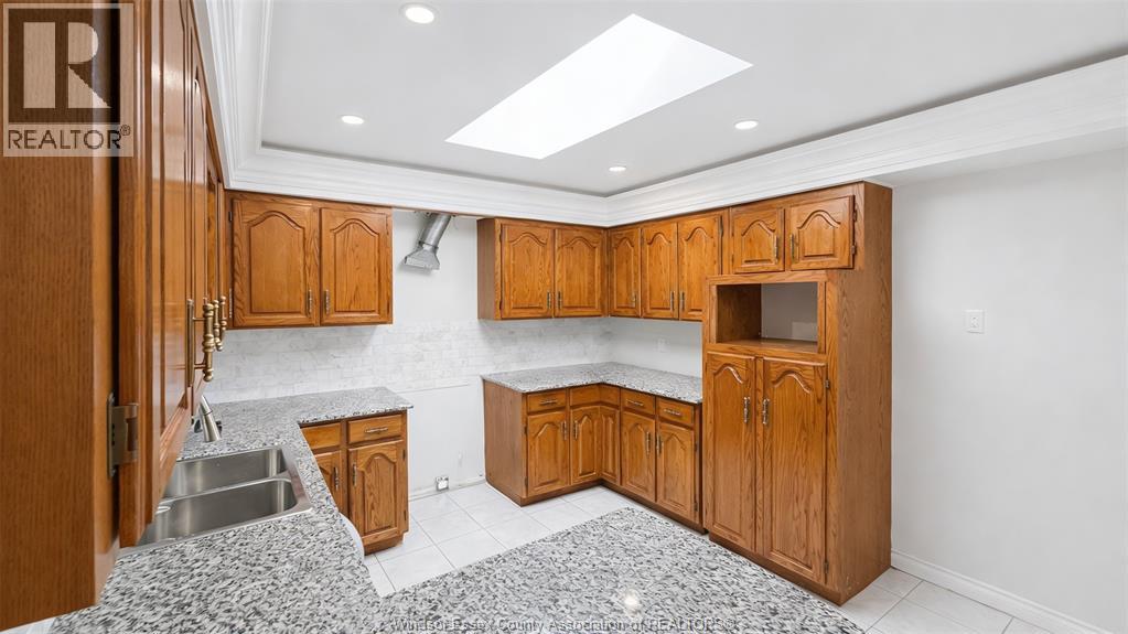 4585 HOWARD AVENUE, Windsor, Ontario, N9G1P6 — Photo 9