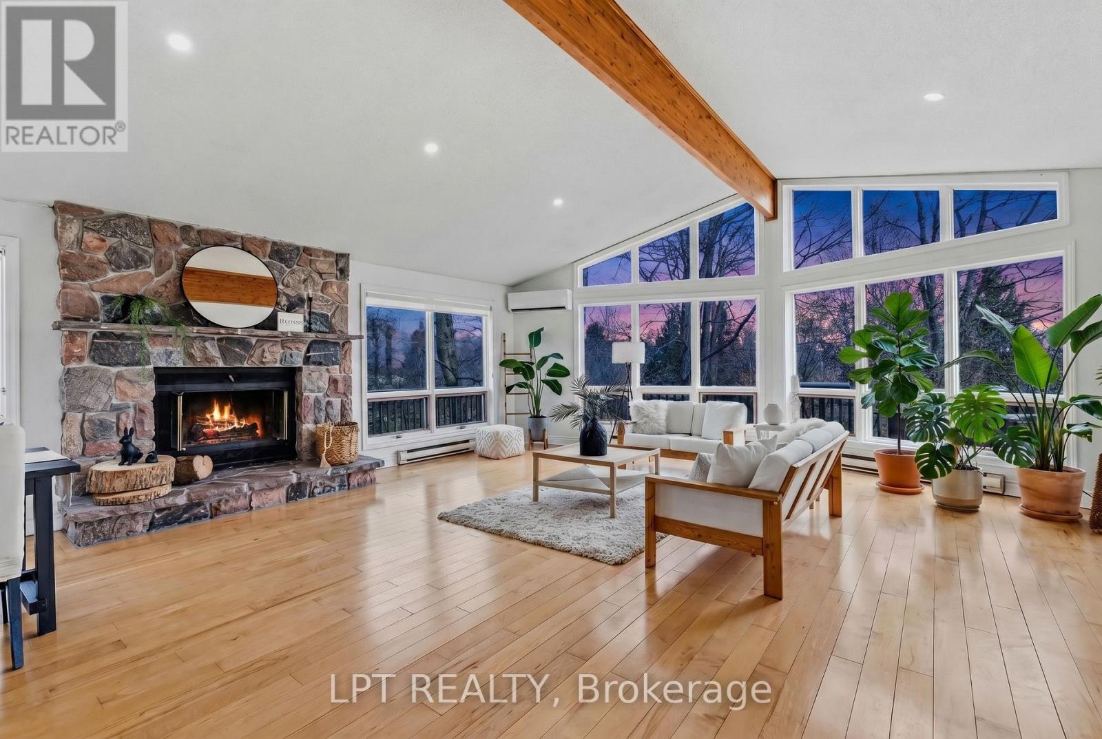 50 CONCESSION RD 2 W - 1
