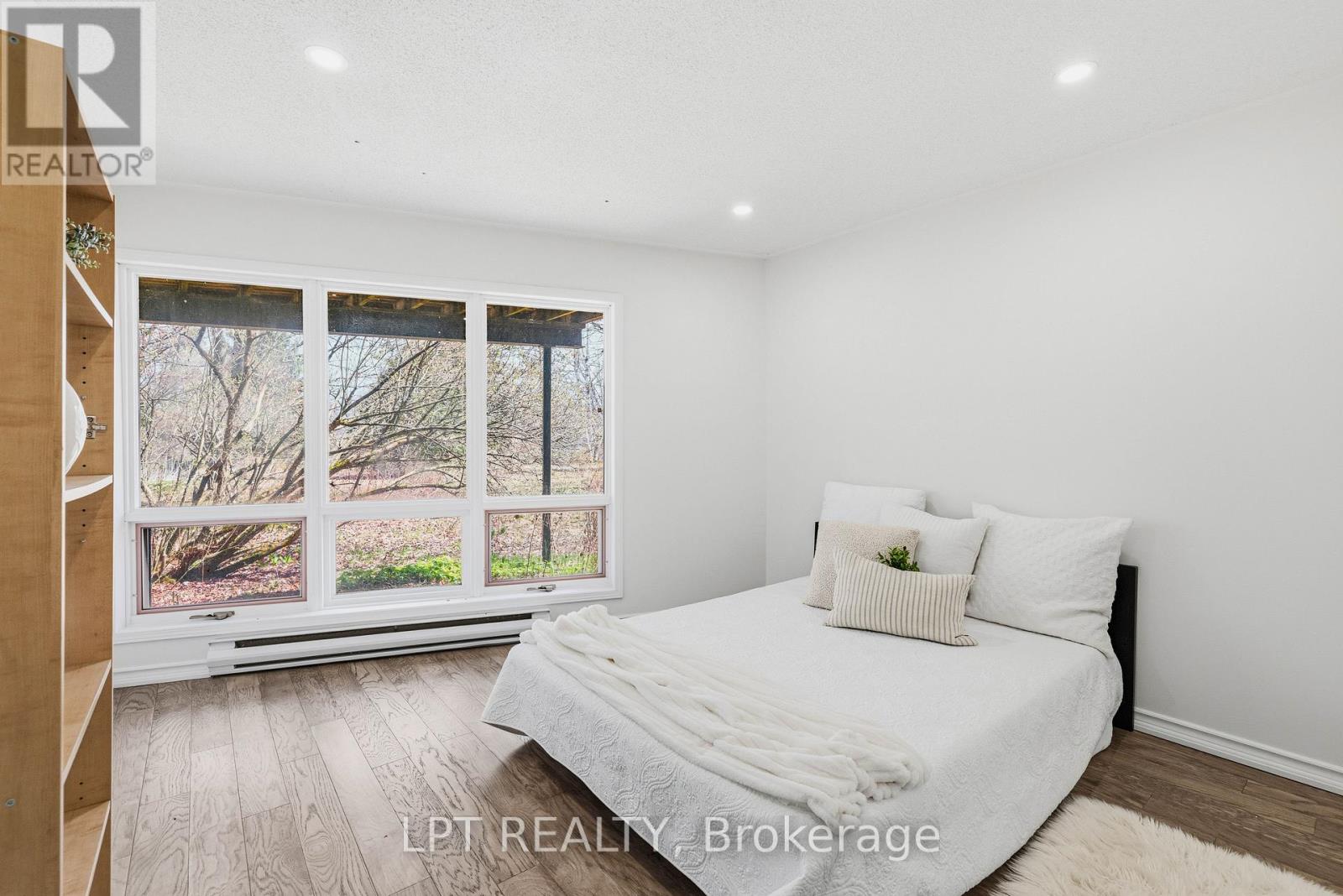 50 CONCESSION RD 2 W - 34