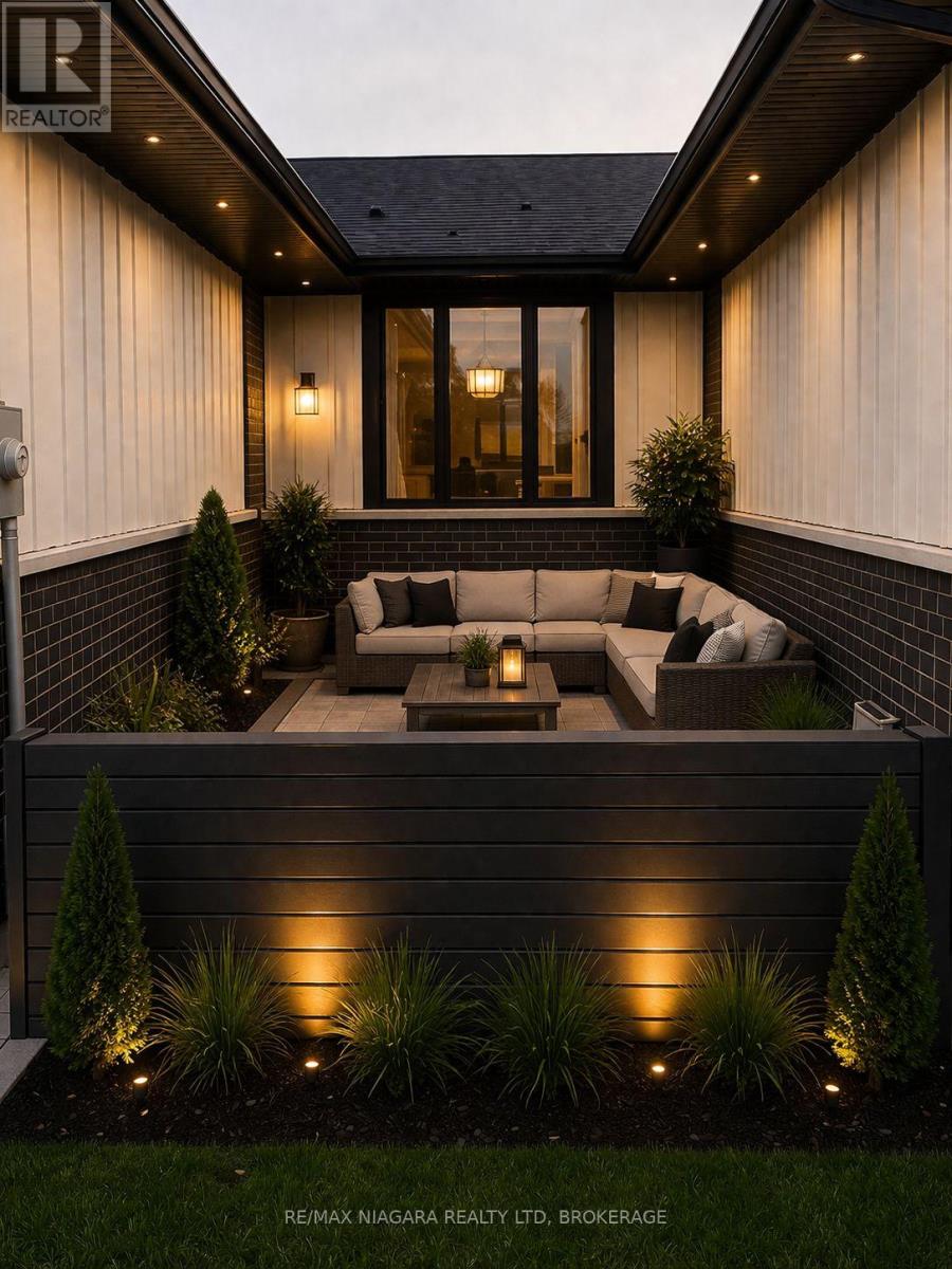 16 ACCURSI CRESCENT - 42