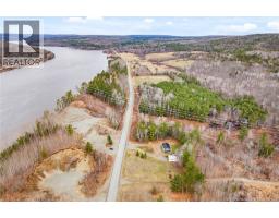 1832 Route 105, Southampton, NB E6G1M6 Photo 18