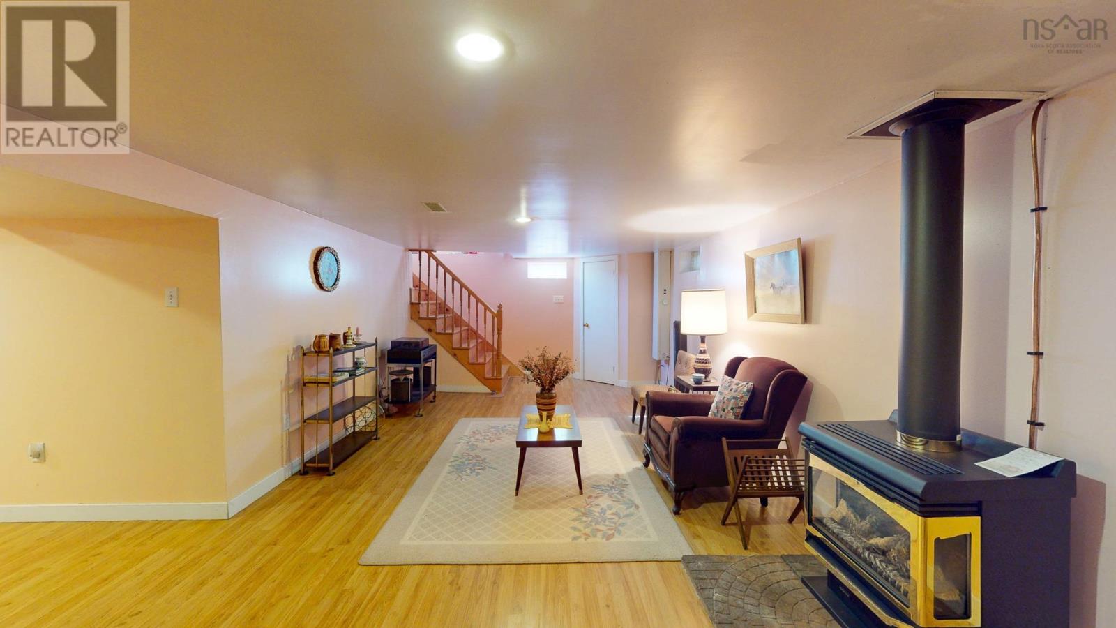 Property 25 of 32 of 17 Comeau Avenue