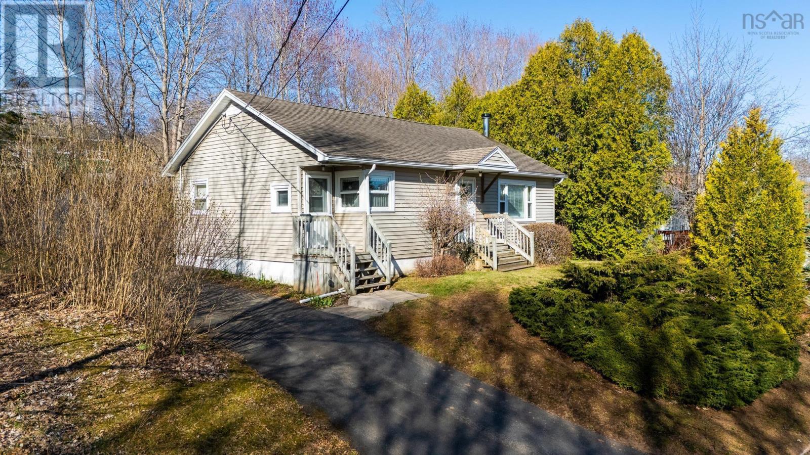 Property 3 of 32 of 17 Comeau Avenue