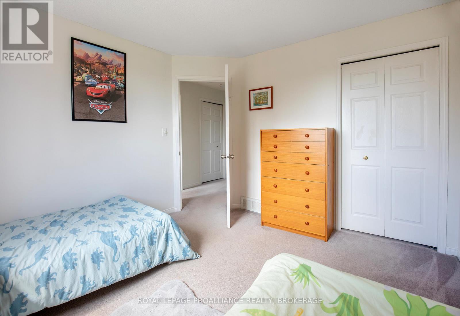 1258 BRACKENWOOD CRESCENT - 13