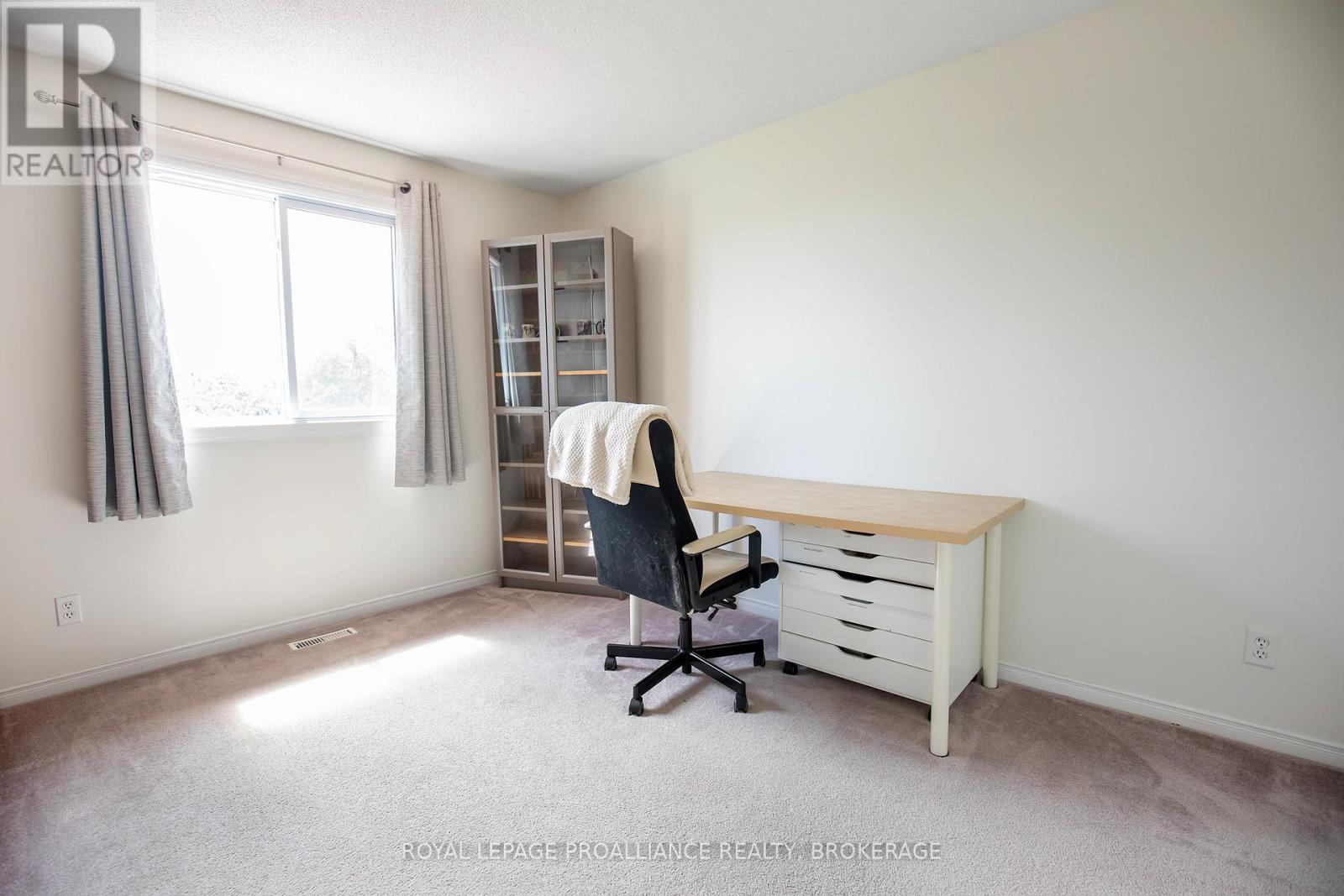 1258 BRACKENWOOD CRESCENT - 14