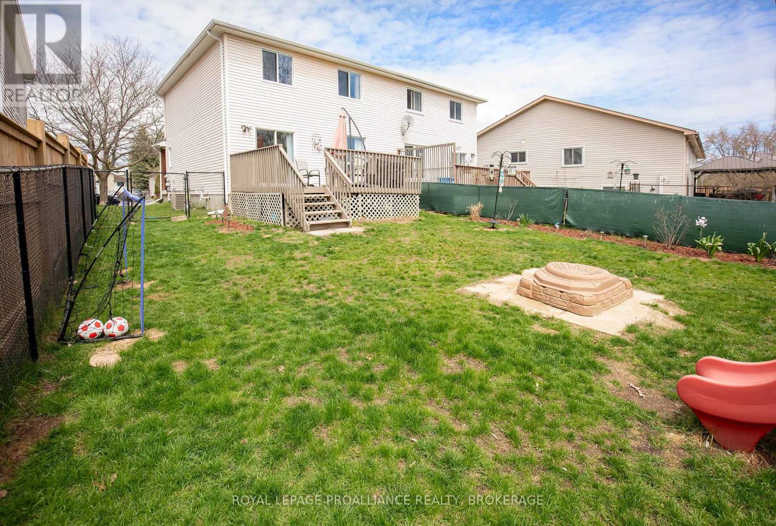 1258 BRACKENWOOD CRESCENT - 21