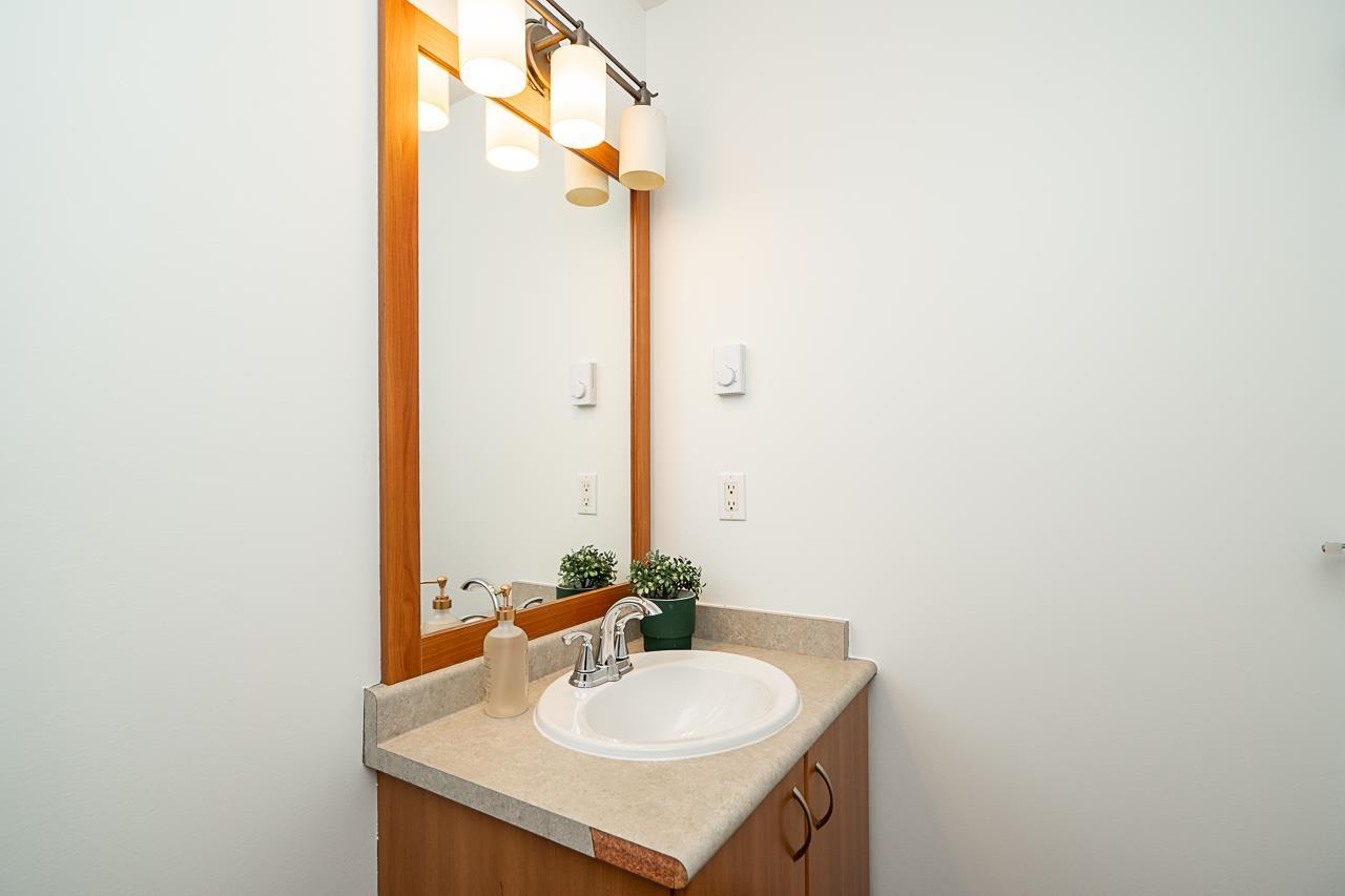4 Bed, 3 Bath House for Sale in Surrey – 5 8638 159 STREET, Surrey - Image 12