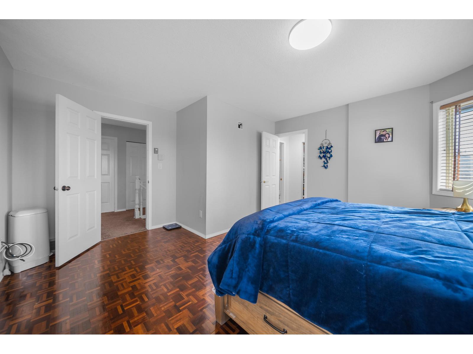 6 Bed, 4 Bath House for Sale in Abbotsford – 32507 QUALICUM PLACE, Abbotsford - Image 9