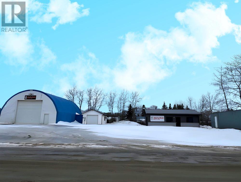 51 Canning LN, Emo, Ontario, P0W1E0 — Photo 2