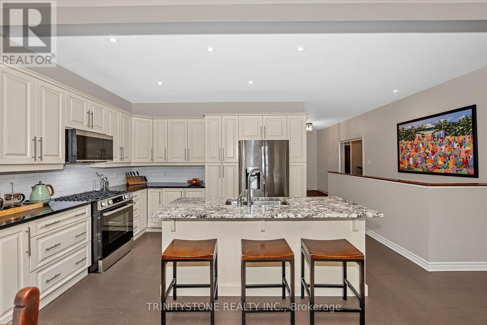 452 LANDSWOOD WAY - 10