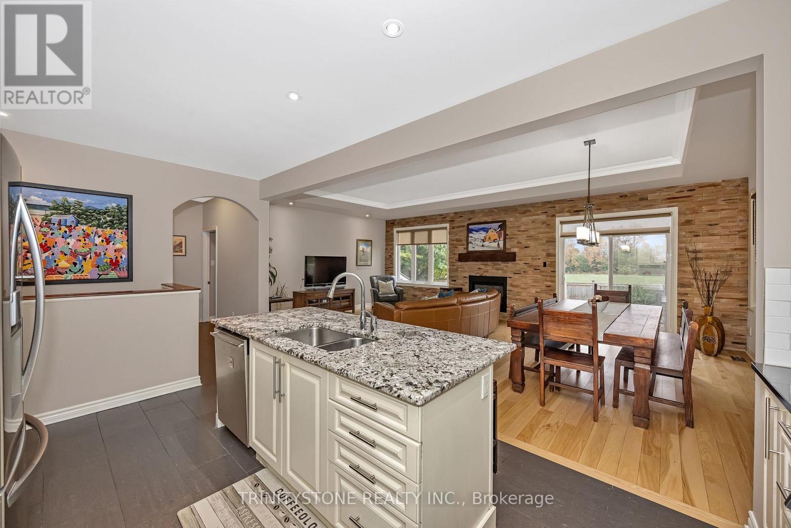 452 LANDSWOOD WAY - 13