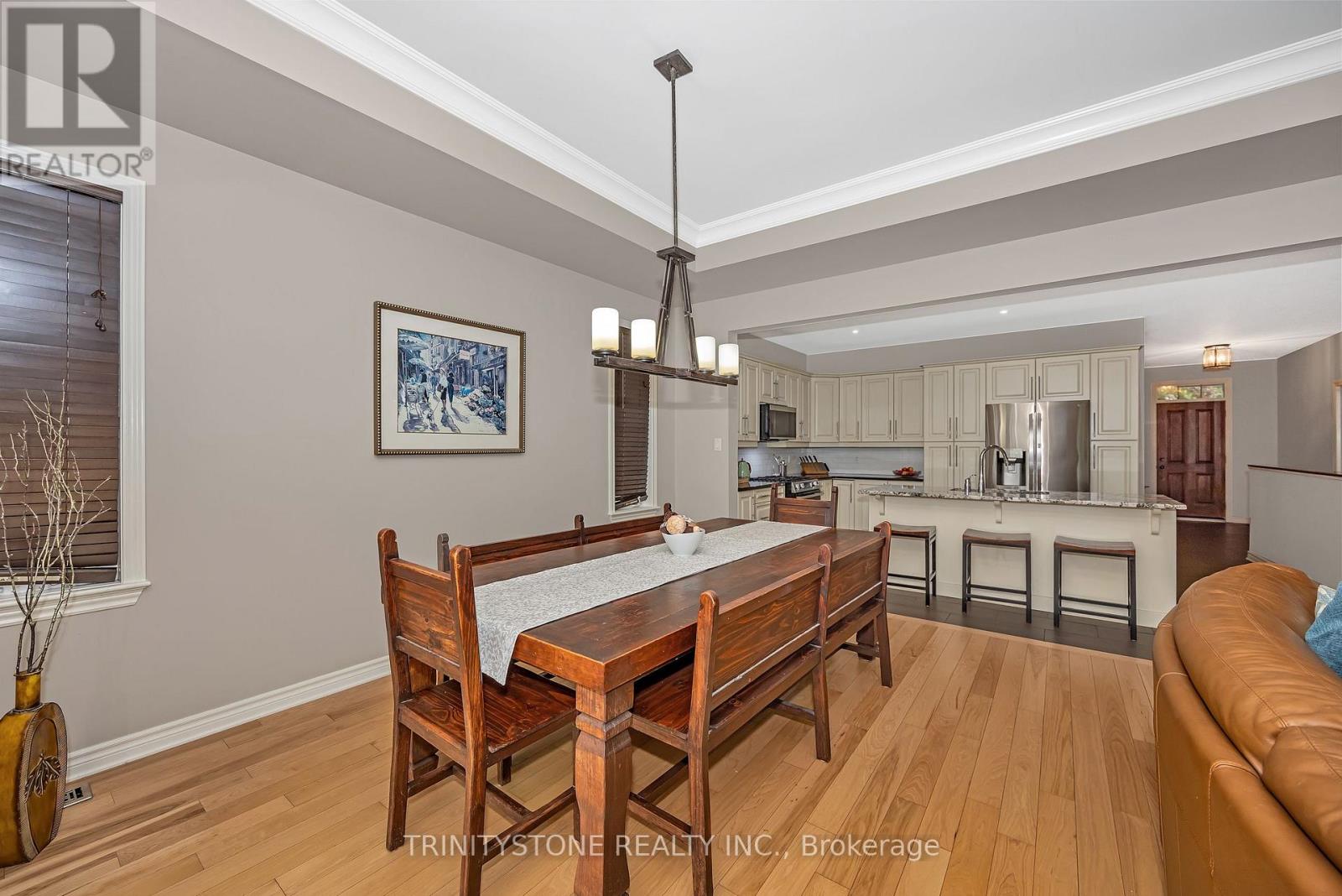 452 LANDSWOOD WAY - 17