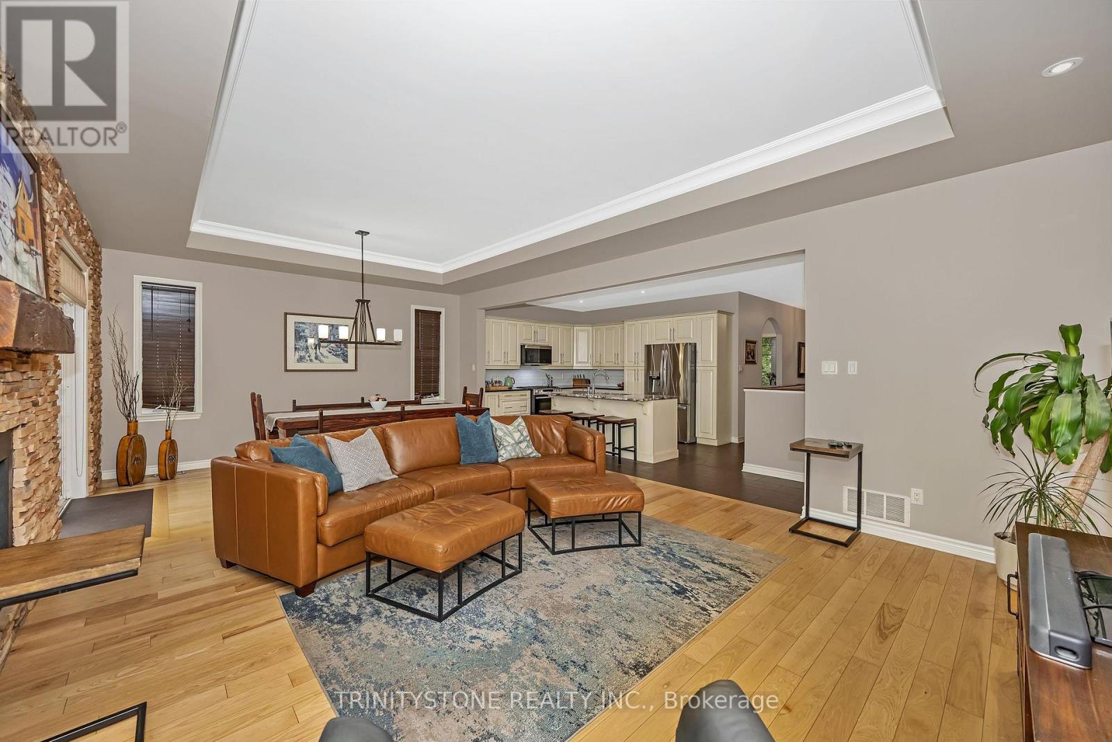 452 LANDSWOOD WAY - 21