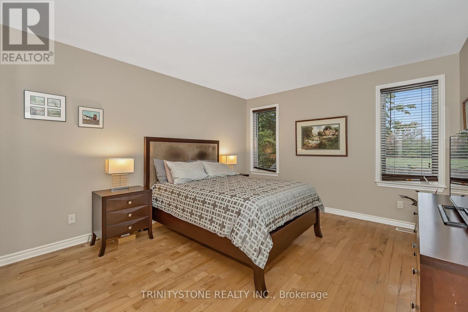 452 LANDSWOOD WAY - 23