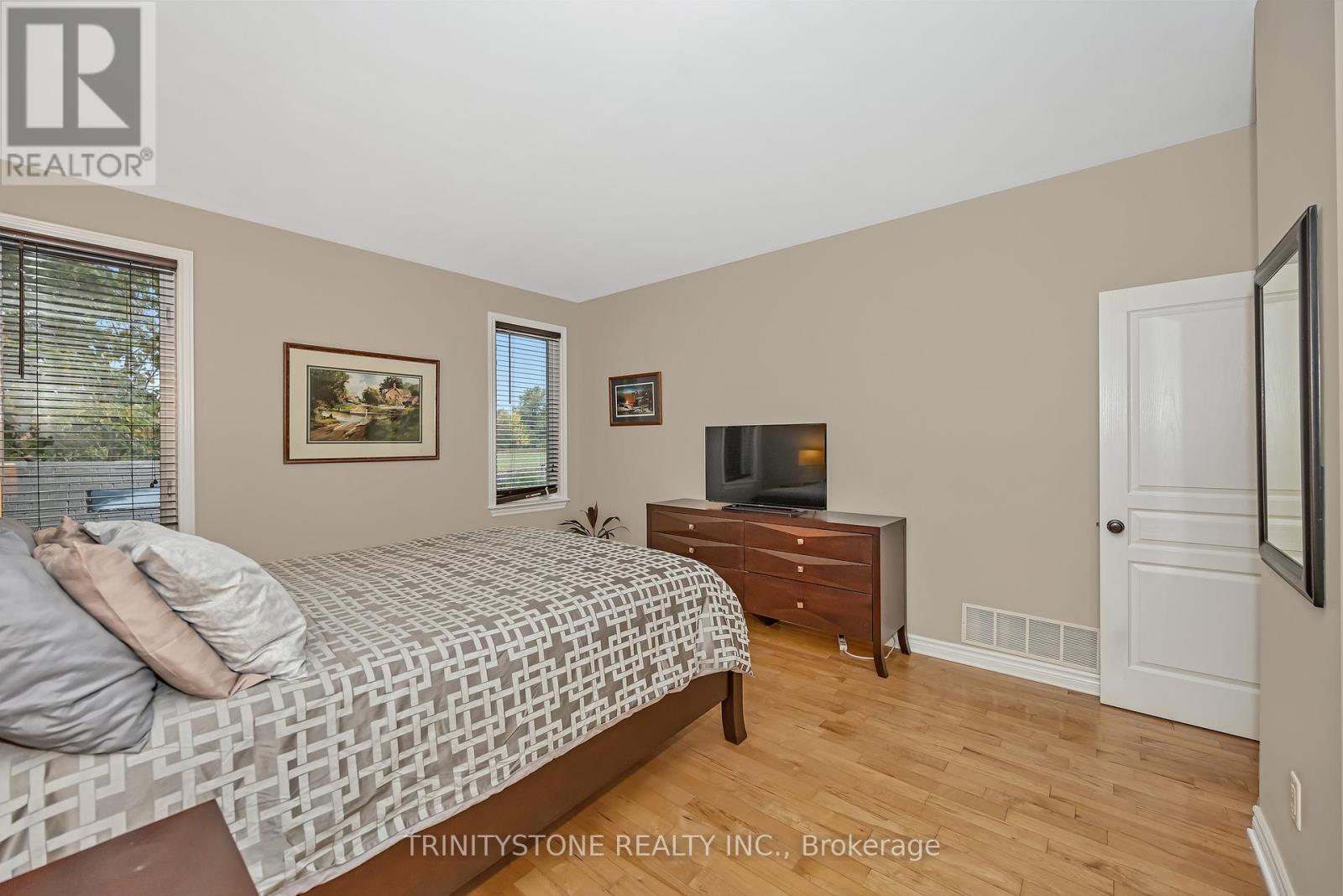 452 LANDSWOOD WAY - 24