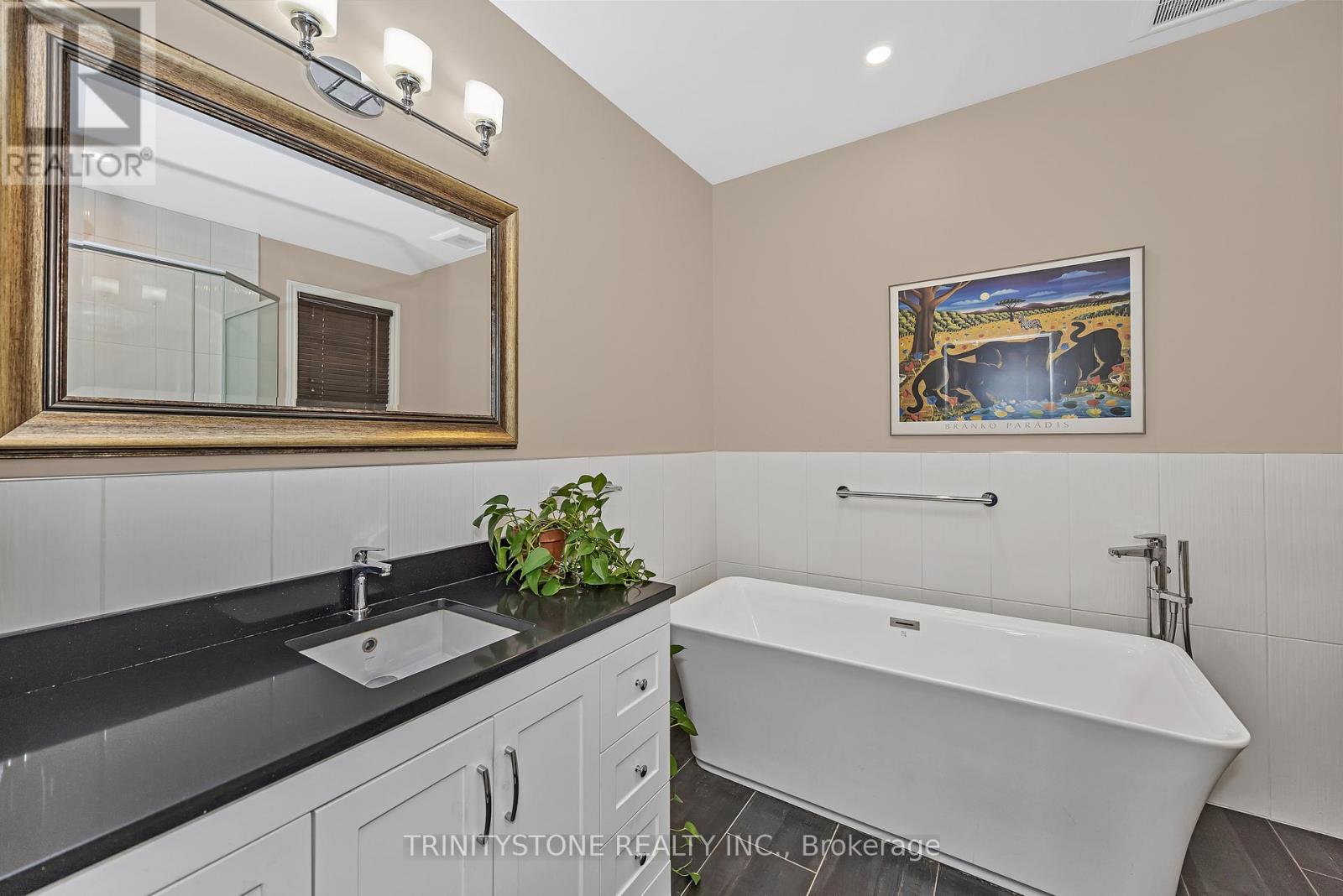 452 LANDSWOOD WAY - 27