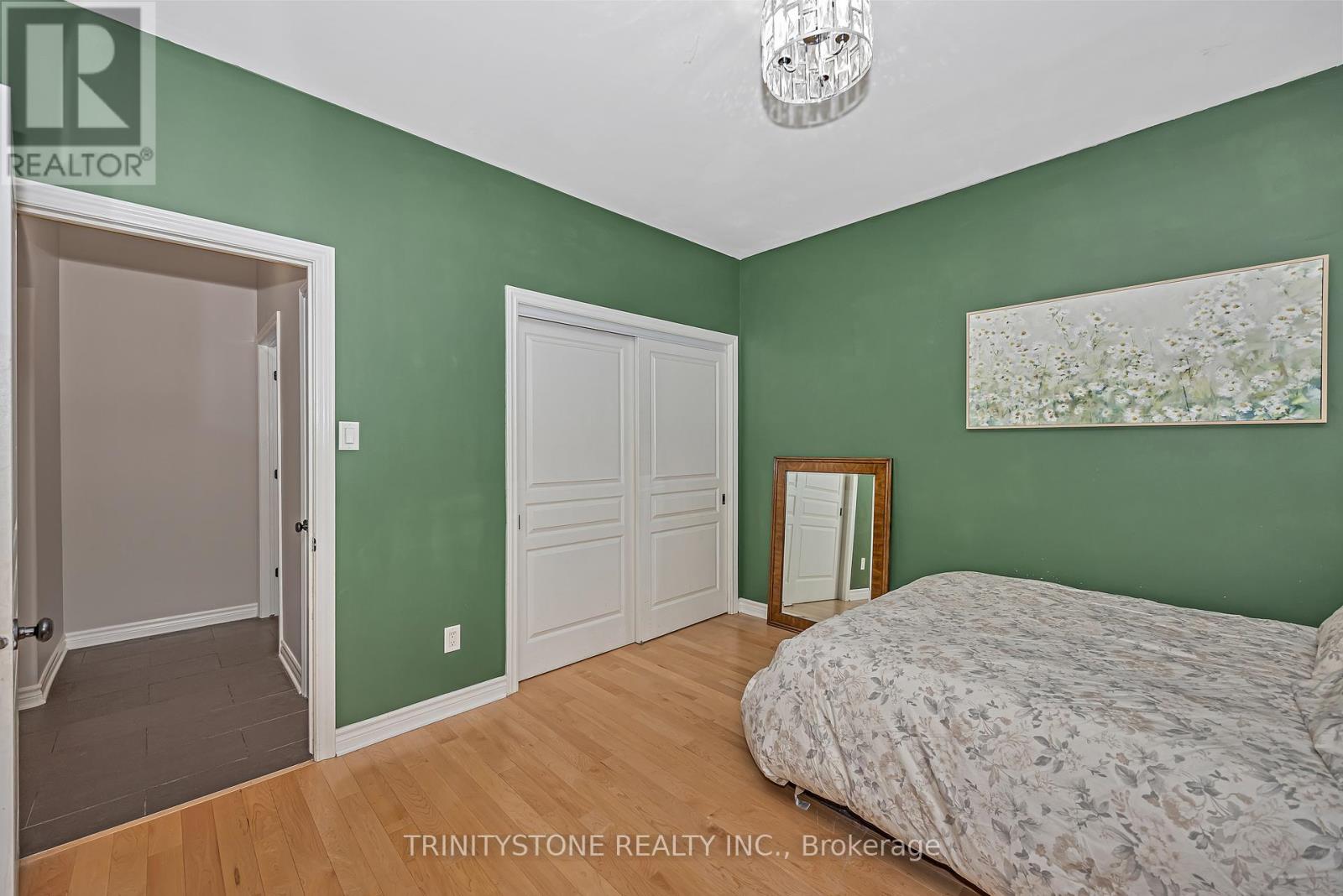 452 LANDSWOOD WAY - 31