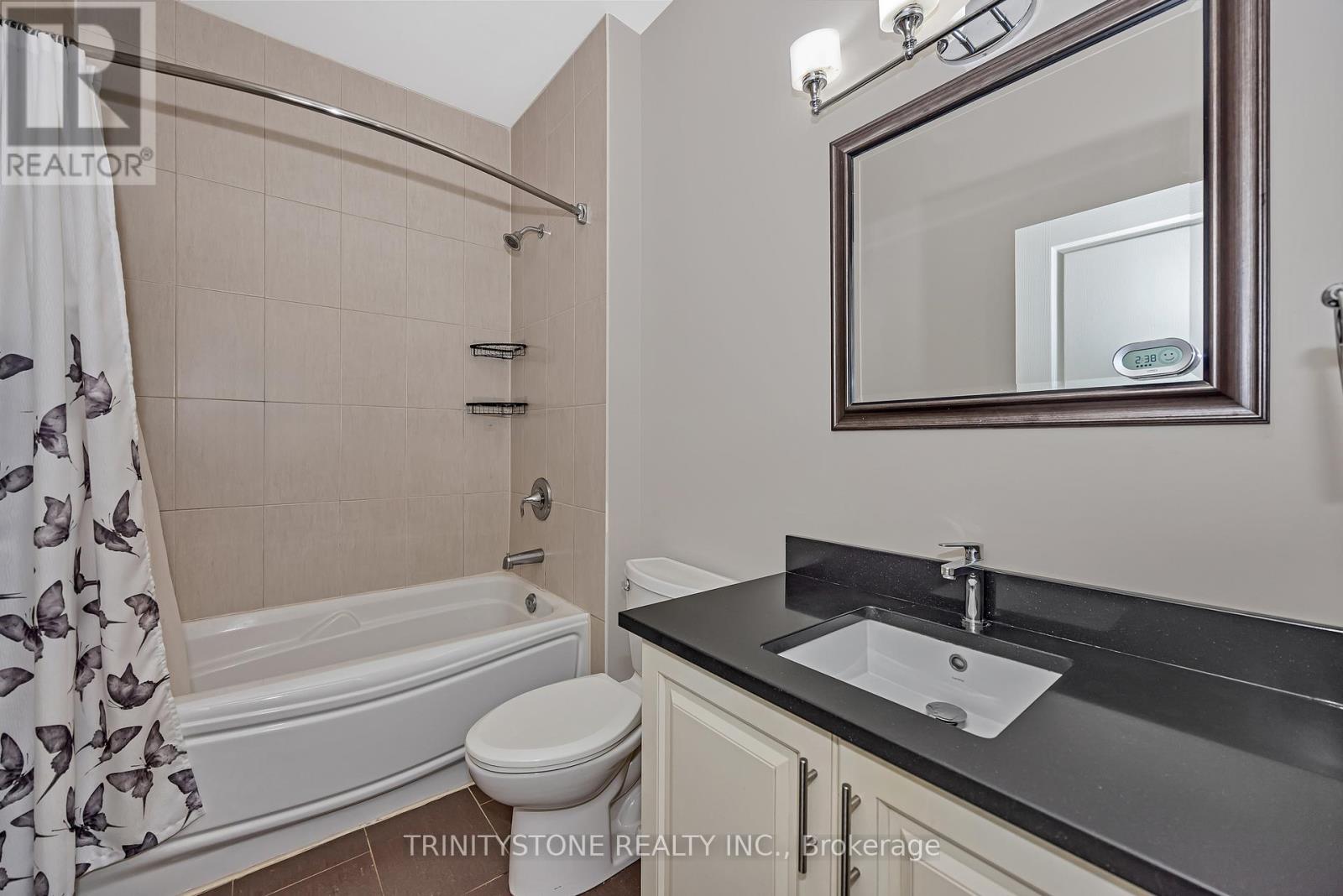 452 LANDSWOOD WAY - 32
