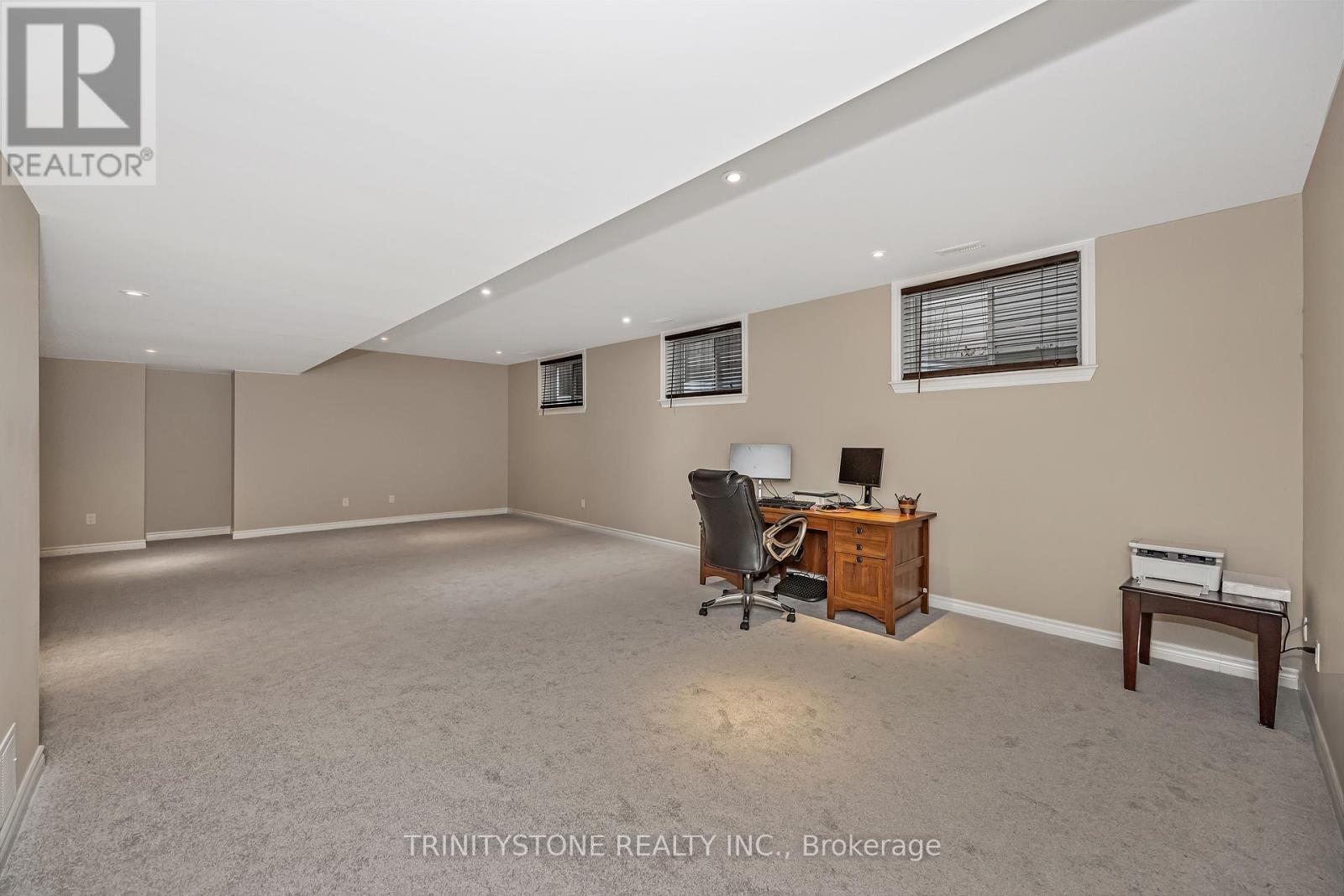 452 LANDSWOOD WAY - 35