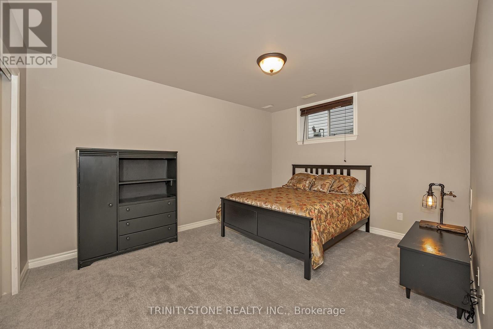 452 LANDSWOOD WAY - 38