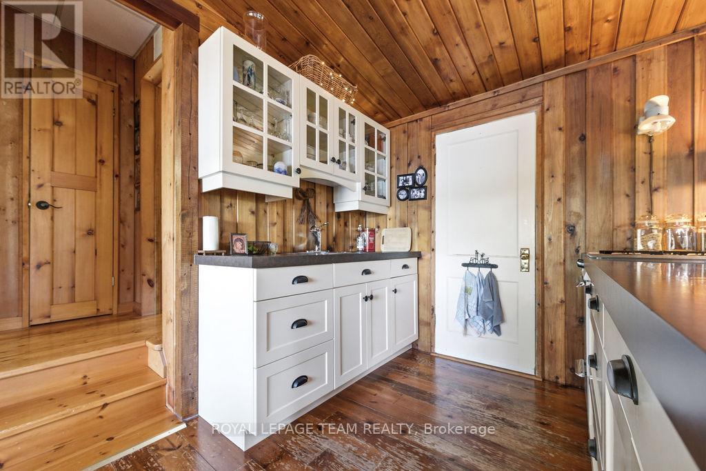 218 DIAMOND LAKE ROAD - 25