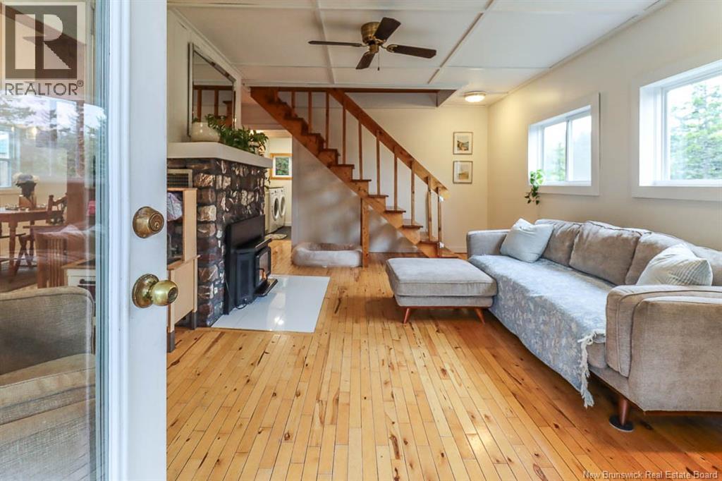 1910 Sandy Point Road - 19