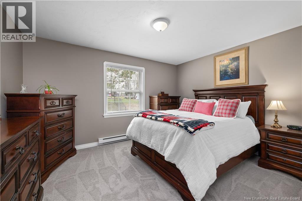 75 Anik - 30