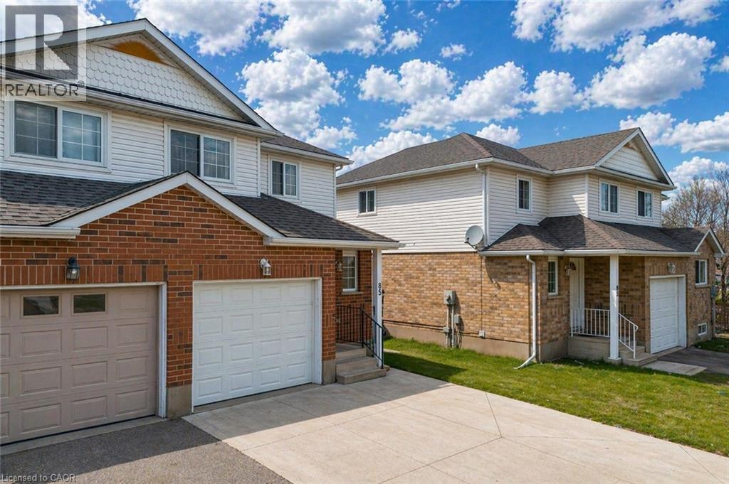 85 ACTIVA Avenue, Kitchener, Ontario, N2E3R4 — Photo 2