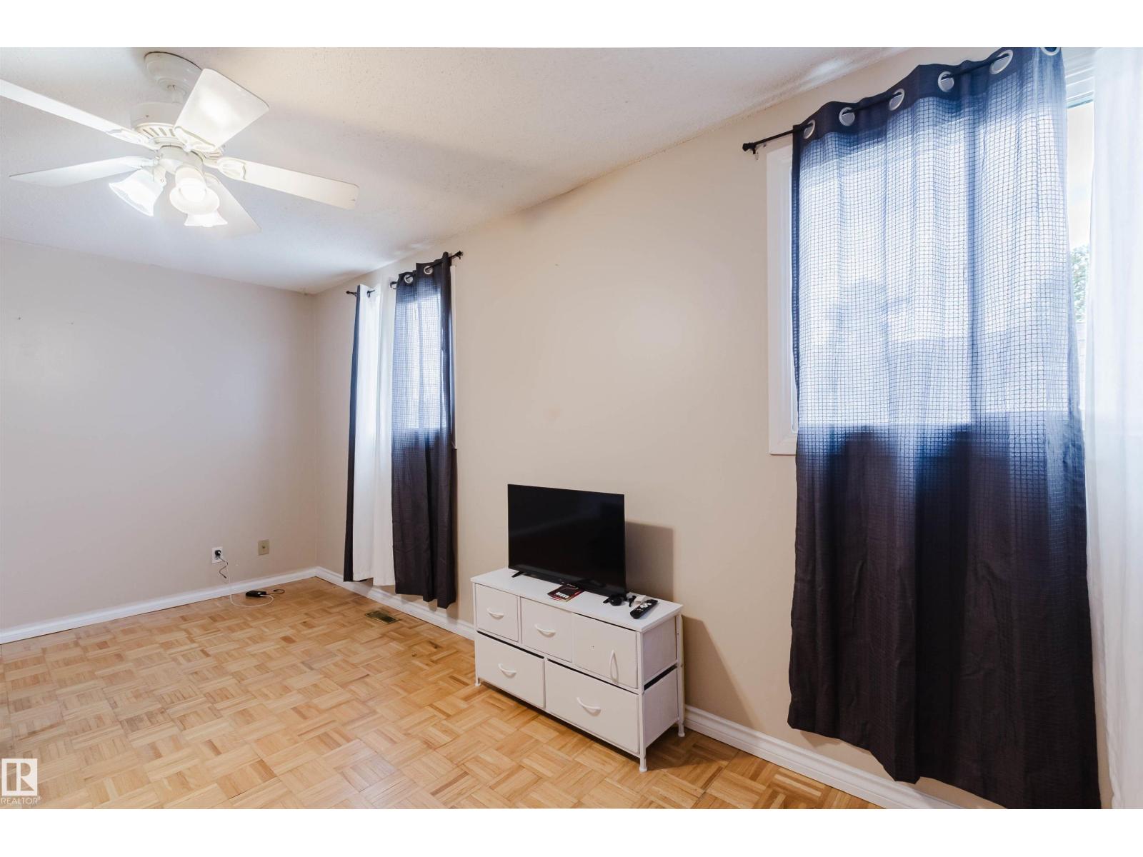 218 VILLAGE ON THE GR NW, Edmonton