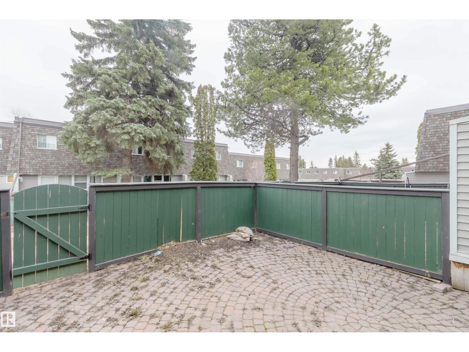 218 VILLAGE ON THE GR NW, Edmonton