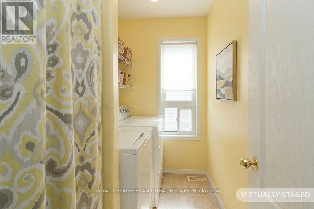 416 ABOUND CRESCENT - 8
