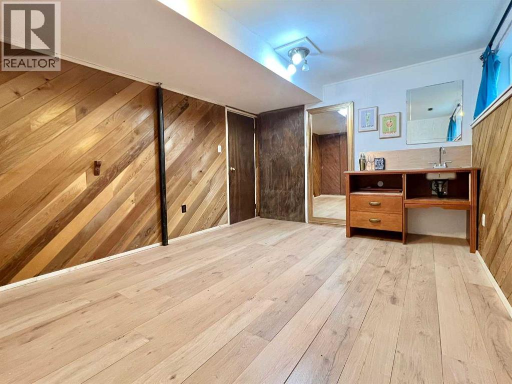 9205 111 Avenue - 28