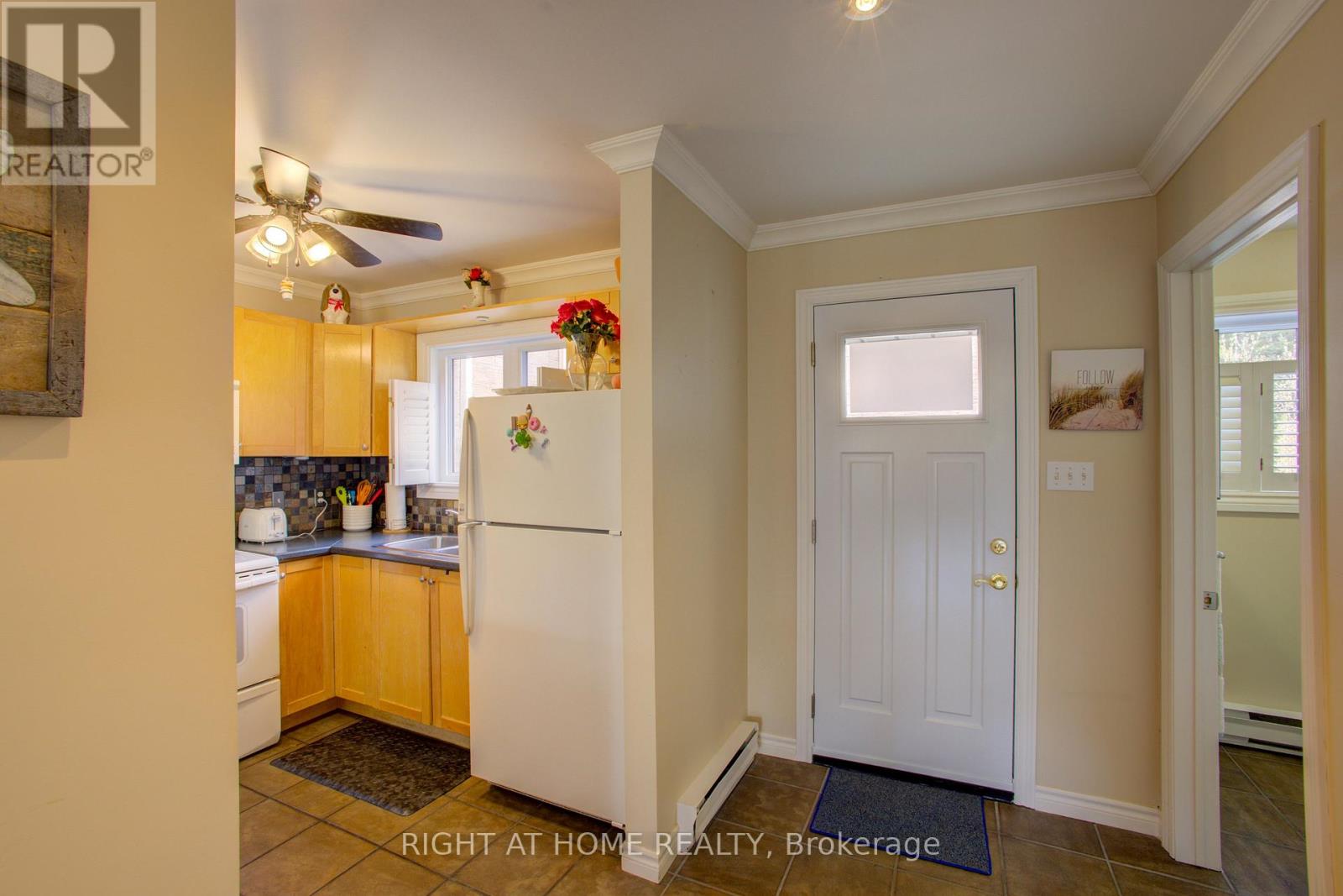 #17 39 28TH STREET S - 4
