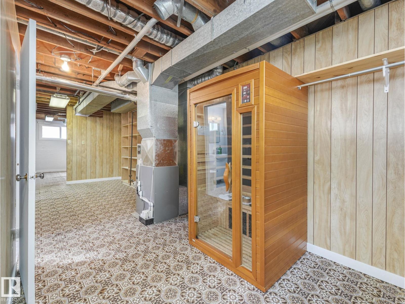 11523 136 ST NW, Edmonton