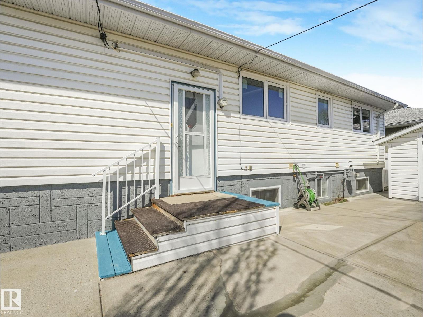 11523 136 ST NW, Edmonton