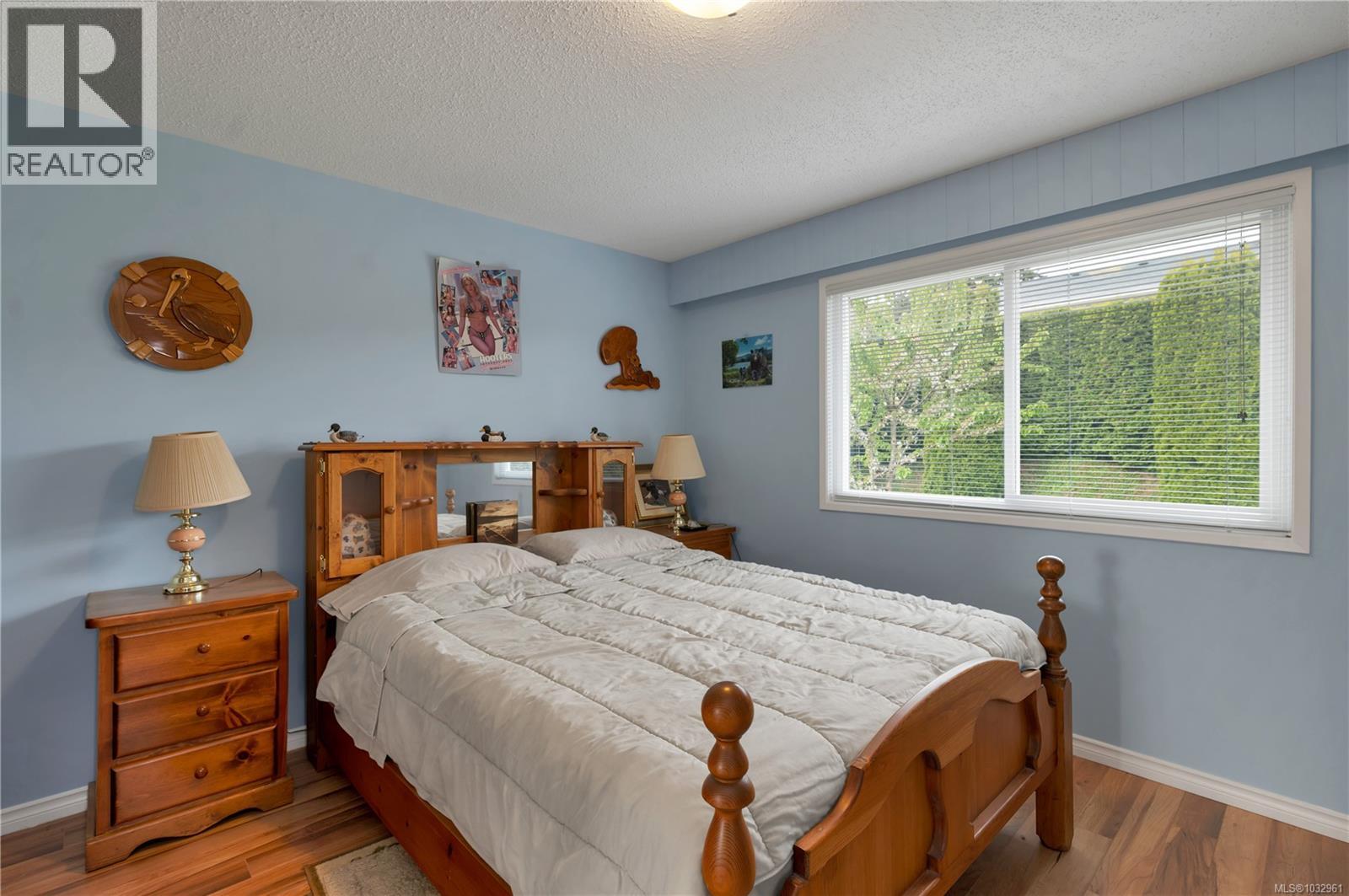 208 Alder St S - 12